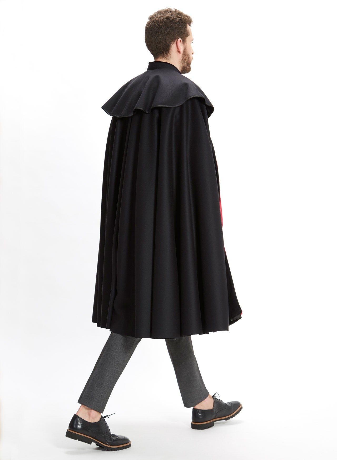 1901 Cloak Black & Red | Seseña Capes