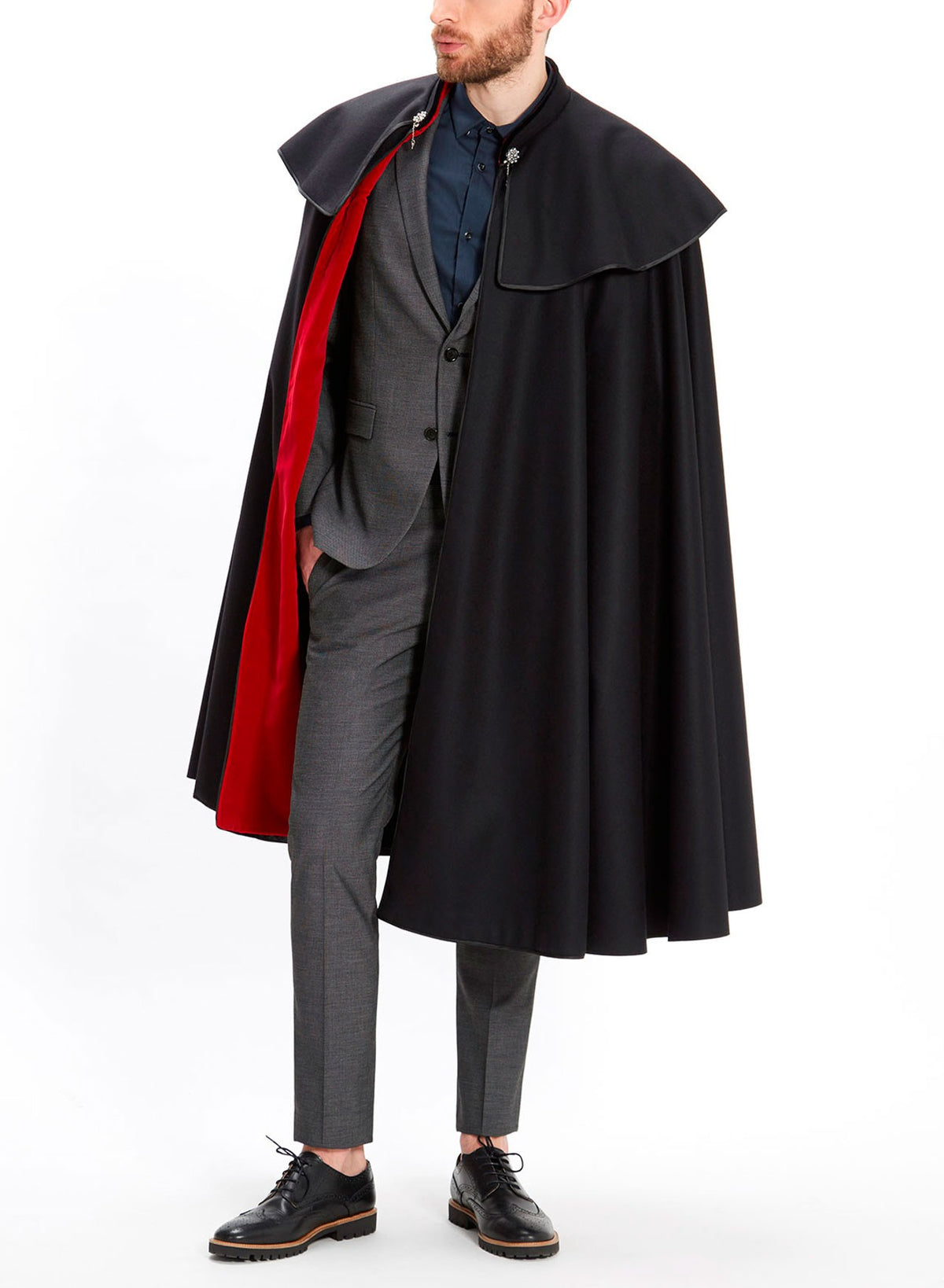 1901 Cloak Black Burgundy Sesena Capes